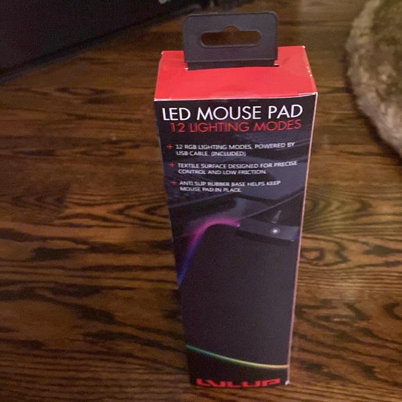 LED Mouse Pad with 12 different light modes 
 NWT - Picture 6 of 9
